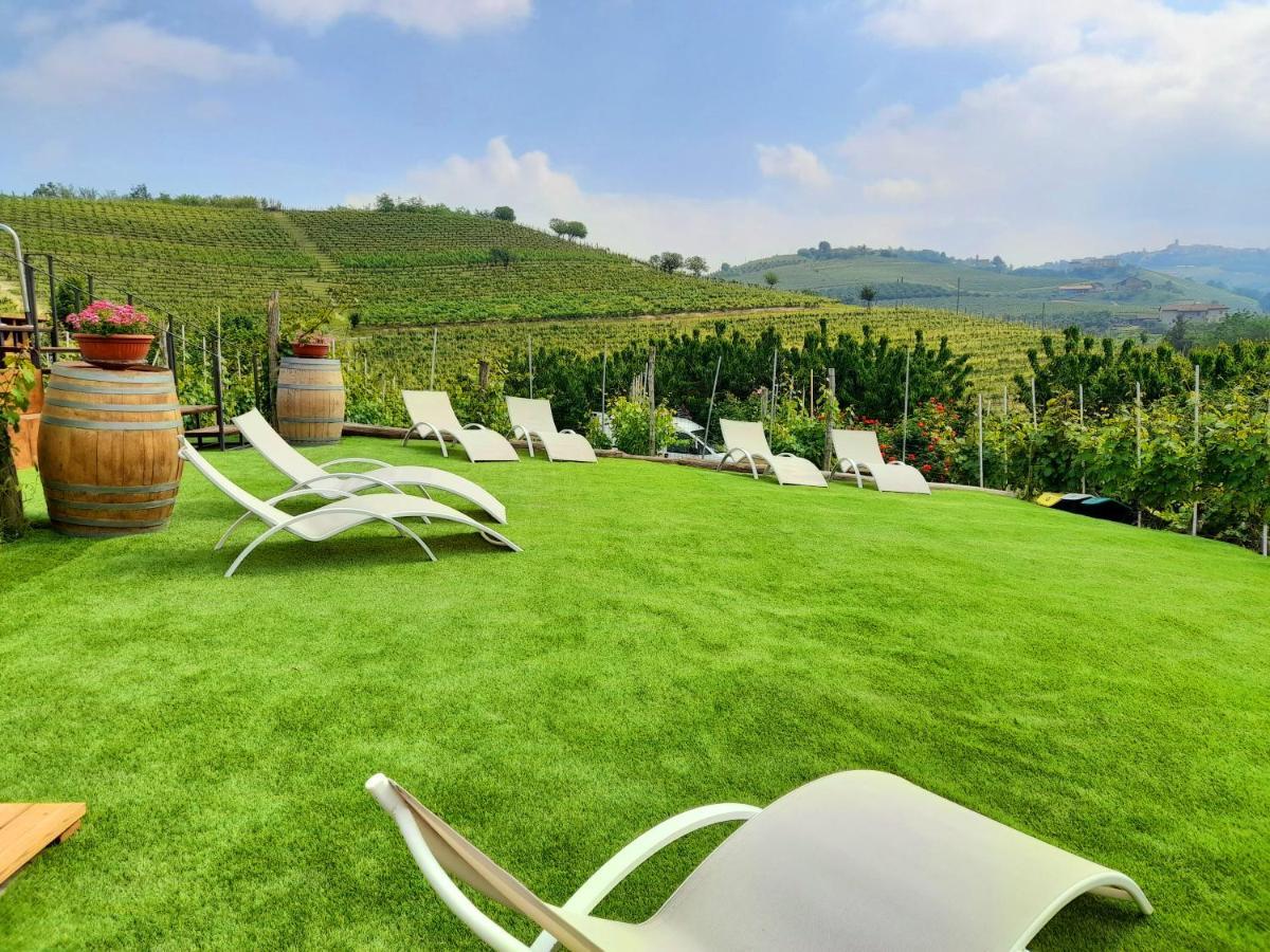 Madama Langa Country House Con Piscina Nelle Vigne Montelupo Albese Exterior foto