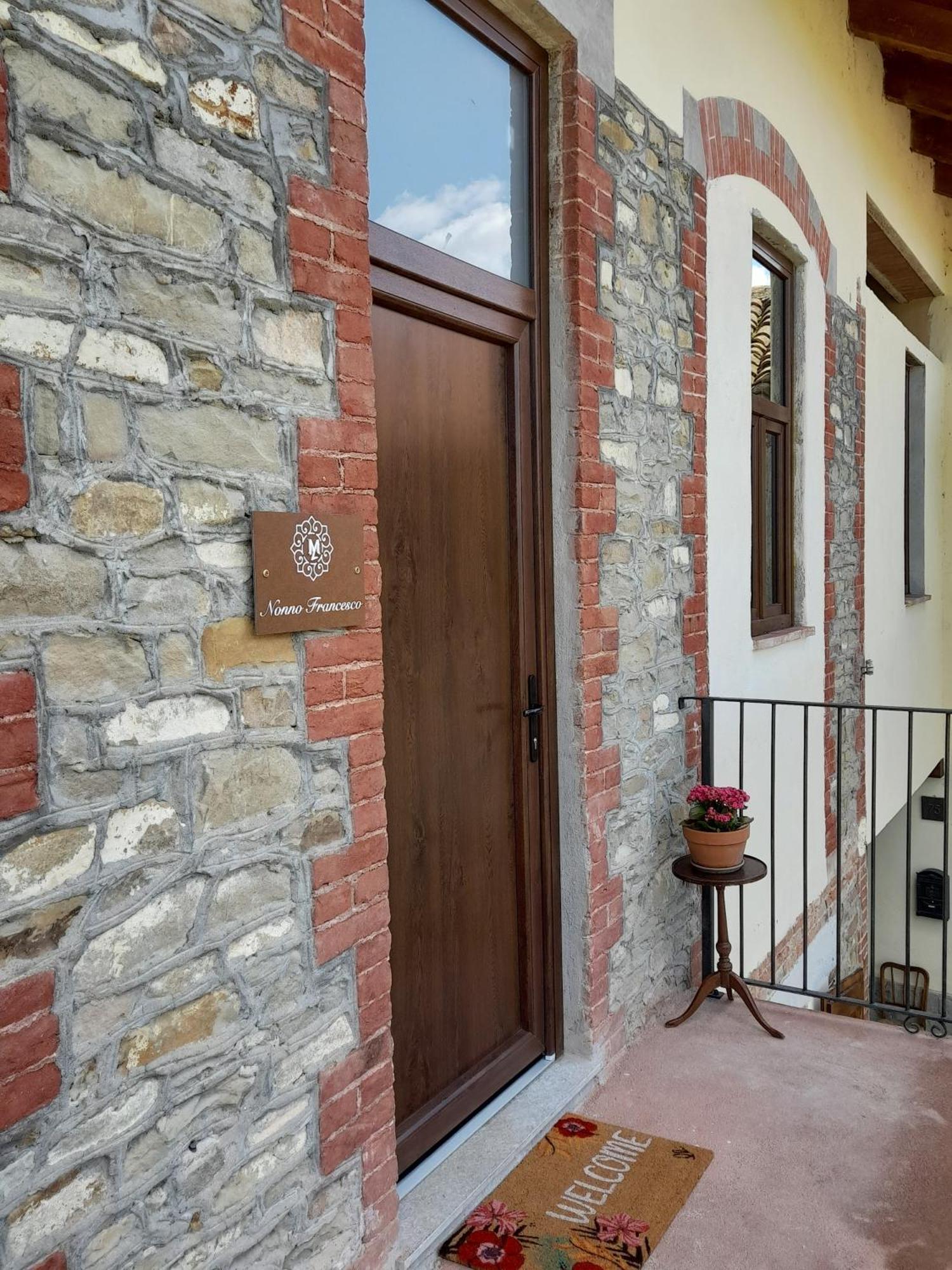 Madama Langa Country House Con Piscina Nelle Vigne Montelupo Albese Exterior foto
